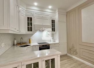 Продам трехкомнатную квартиру, 99 м2, Краснодар, бульвар Клары Лучко, 16, бульвар Клары Лучко