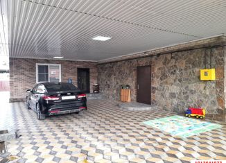 Дом на продажу, 150 м2, посёлок городского типа Яблоновский, 1-й проезд Фрунзе, 16