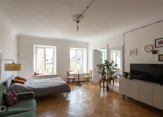 Продаю 3-комнатную квартиру, 83 м2, Санкт-Петербург, улица Комсомола, 47В, улица Комсомола