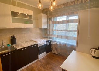 Продам трехкомнатную квартиру, 60 м2, Краснодар, улица 2-я Пятилетка, 4/1, улица 2-я Пятилетка