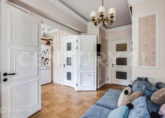 Продажа 3-ком. квартиры, 60.1 м2, Москва, улица Плющиха, 43-47, улица Плющиха