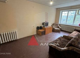 Продаю 2-комнатную квартиру, 35.7 м2, Евпатория, улица Чапаева, 3