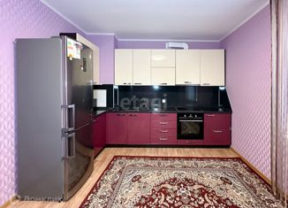 Трехкомнатная квартира на продажу, 94.1 м2, посёлок городского типа Пойковский, 3-й микрорайон, 122