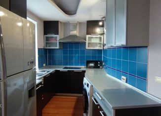 Продам 2-ком. квартиру, 74 м2, Абакан, улица Пушкина, 115