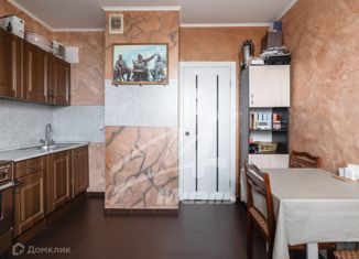 Продаю однокомнатную квартиру, 38.5 м2, Москва, улица Богданова, 42, улица Богданова