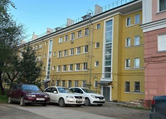 Продажа трехкомнатной квартиры, 83.5 м2, Новомосковск, Комсомольская улица, 39