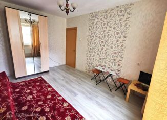 Продажа 2-ком. квартиры, 55 м2, посёлок Володарского, улица Елохова Роща, 8