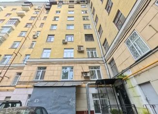 Продается 2-комнатная квартира, 56 м2, Москва, метро Кожуховская, улица Трофимова, 35/20