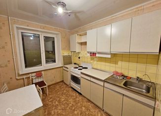 Продается 3-ком. квартира, 64.9 м2, Тольятти, бульвар Орджоникидзе, 7