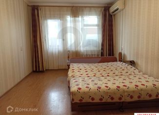 Продам 1-ком. квартиру, 30 м2, Краснодар, Заводская улица, 7/2, Заводская улица