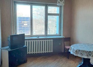 Продается двухкомнатная квартира, 53.7 м2, городской посёлок Рощино, Советская улица, 27