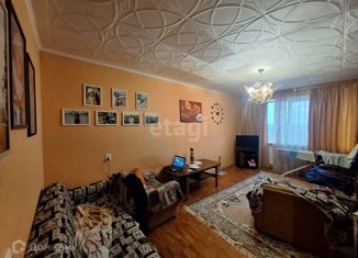 Продается трехкомнатная квартира, 66.2 м2, поселок городского типа Новофёдоровка, улица Героев, 9