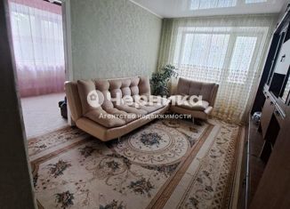 Продажа 3-комнатной квартиры, 51 м2, Каменск-Шахтинский, улица Щаденко, 80А