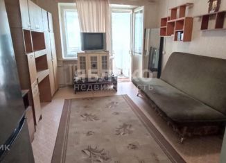 Сдается комната, 60 м2, Березники, улица Веры Бирюковой, 10