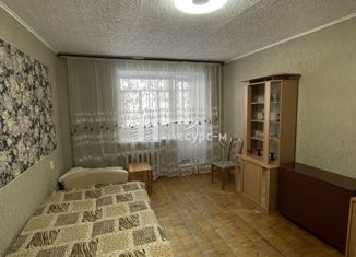 Сдаю в аренду двухкомнатную квартиру, 50 м2, Выкса, улица Белякова, 5