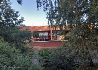 Продам 2-комнатную квартиру, 54.4 м2, Москва, улица Барышиха, 16, метро Митино