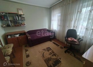 Продается 4-комнатная квартира, 68.4 м2, Крым, Севастопольская улица, 89