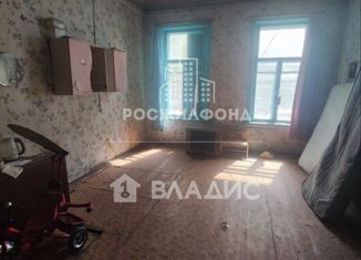 Продаю 2-комнатную квартиру, 54 м2, Забайкальский край, улица Чкалова, 148