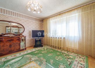 Продается 4-комнатная квартира, 81.5 м2, Пермский край, улица Милиционера Власова, 15