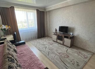 Продается 3-комнатная квартира, 102.2 м2, Невинномысск, улица 3-го Интернационала, 5А