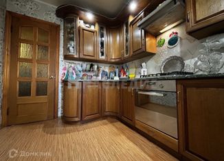 Продается 3-комнатная квартира, 59.6 м2, Белая Калитва, улица Энтузиастов, 8