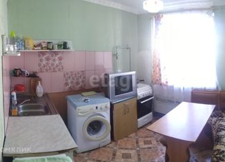 Продаю двухкомнатную квартиру, 53.8 м2, поселок городского типа Мирный, улица Сырникова, 27