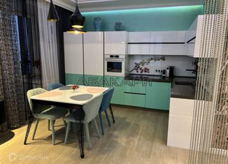 Сдаю трехкомнатную квартиру, 105 м2, Красноярск, улица Весны, 34, ЖК Скайсевен