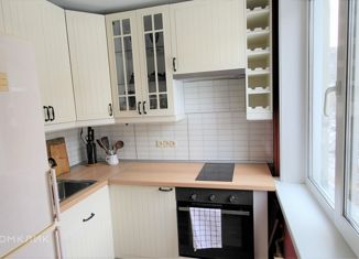 Продаю 2-ком. квартиру, 43 м2, Новосибирск, Рельсовая улица, 2/1, Рельсовая улица