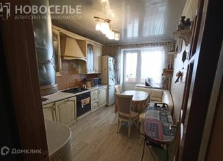 Продается 3-ком. квартира, 92 м2, Рязань, улица Зубковой, 17к3, район Песочня