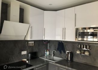 Продаю 2-комнатную квартиру, 73 м2, Краснодар, улица Евгении Жигуленко, 25к3, микрорайон имени Евгении Жигуленко