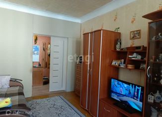 Продажа 2-ком. квартиры, 41.5 м2, Выкса, улица Островского, 35