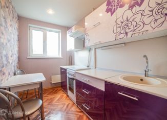 Продается 2-комнатная квартира, 42.8 м2, Екатеринбург, улица Бебеля, 154, улица Бебеля