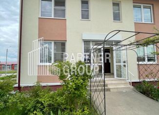 Продажа таунхауса, 120 м2, посёлок Петровский, улица Константина Паустовского, 12