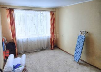Двухкомнатная квартира на продажу, 47 м2, Челябинская область, 2-й квартал, 10