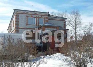 Продам 4-ком. квартиру, 119.2 м2, село Каскара, улица Северный микрорайон, 2