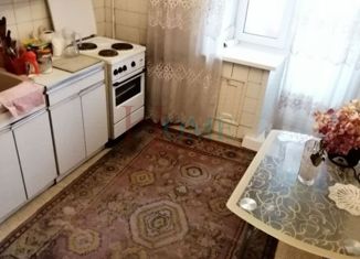 Сдаю в аренду 2-ком. квартиру, 78 м2, Новосибирск, улица Маяковского, 17, улица Маяковского