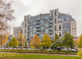 Продам 4-ком. квартиру, 188.1 м2, Санкт-Петербург, Большая Зеленина улица, 8к2, метро Чкаловская