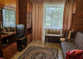 Продам 2-комнатную квартиру, 40 м2, Псковская область, Советская улица, 77А