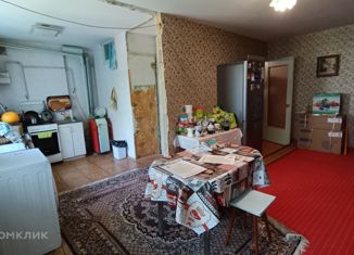 4-ком. квартира на продажу, 77.2 м2, посёлок городского типа Куйбышево, улица Ленина, 90А