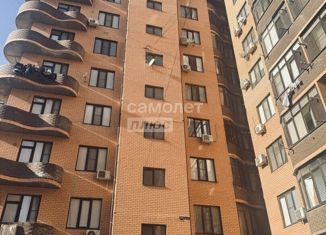 Продаю 2-комнатную квартиру, 76 м2, Махачкала, Кадарская улица, 40