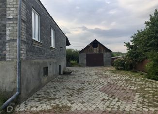 Продаю дом, 339 м2, село Садовое, улица Мира, 158