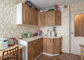 Продажа 3-ком. квартиры, 65 м2, Москва, Тарханская улица, 5, Тарханская улица