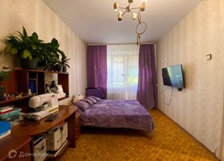 Продаю двухкомнатную квартиру, 40 м2, Москва, 3-й Михалковский переулок, 9, станция Коптево