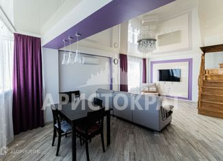 Продаю 4-комнатную квартиру, 139 м2, Владивосток, улица Ладыгина, 2Д, Ленинский район