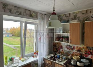 Продам 2-ком. квартиру, 40.1 м2, Сафоново, Шахтерская улица, 7