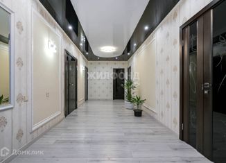 Продается 3-комнатная квартира, 127.3 м2, Новосибирск, улица Бориса Богаткова, 53, метро Октябрьская