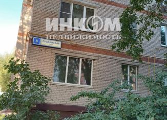 Продам 3-ком. квартиру, 56 м2, Щербинка, Пушкинская улица, 8