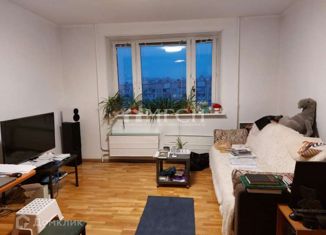 Продается трехкомнатная квартира, 72 м2, Москва, улица Генерала Кузнецова, 27к1, улица Генерала Кузнецова