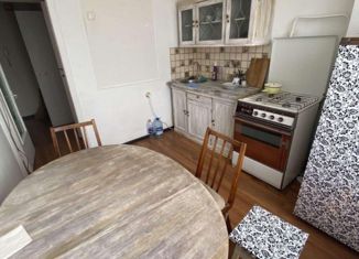 Продам комнату, 37.5 м2, посёлок городского типа Грэсовский, улица Яблочкова, 2