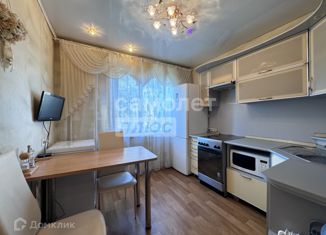 Продам трехкомнатную квартиру, 64 м2, Хабаровский край, Водонасосная улица, 1к2